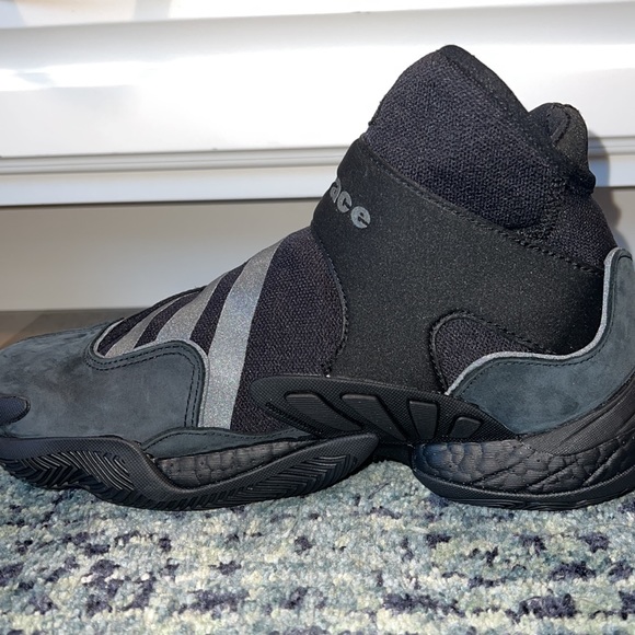 Adidas Humanrace Shoe NEW - Picture 5 of 9